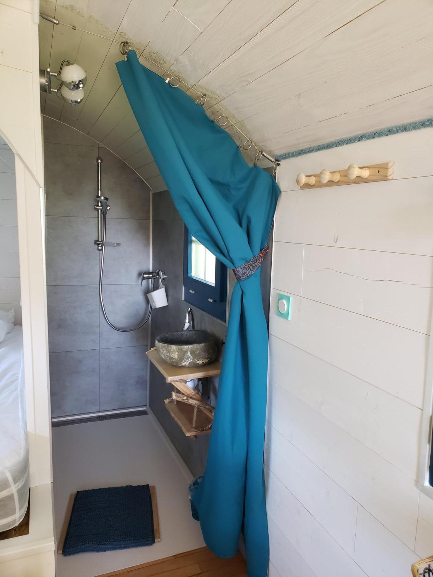 La Roulotte Tiny House Du Mond'Ideal Leval (Territoire de Belfort) Exterior foto